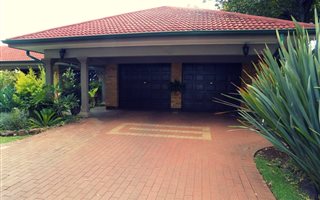 3 Bedroom House in Risiville