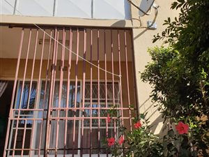 2 Bed Duplex in West Turffontein