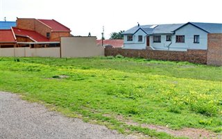 800 m² Land available in Hartenbos Heuwels