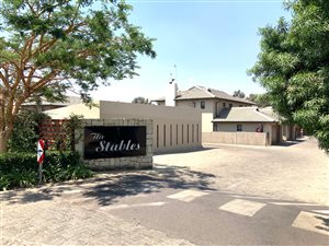 3 Bed Townhouse in Candlewoods Estate