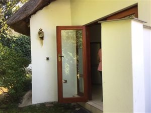 1 Bedroom Garden Cottage in Parktown North