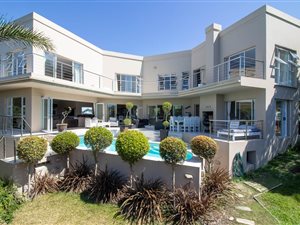 4 Bed House in West Bank