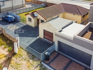 3 Bed House in Highbury