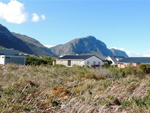 703 m² Land available in Bettys Bay