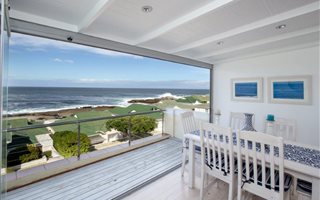 2 Bedroom Apartment in Hermanus Westcliff