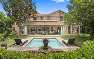 4 Bedroom House in Dainfern Golf Estate