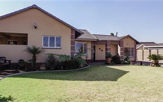 3 Bedroom House in Impala Park