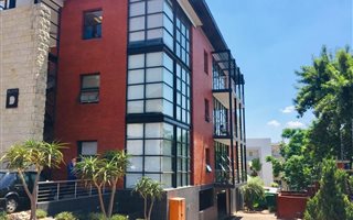 Commercial space in Strathavon