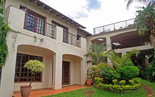 4 Bedroom House in Groenkloof