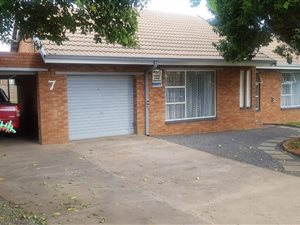 3 Bed House in Bonanne