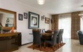 3 Bedroom Duplex in Meadowbrook
