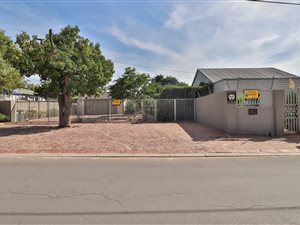 7 Bed House in Northern Paarl