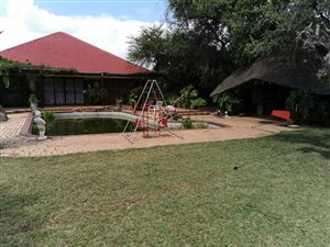 8.4 ha Smallholding in Buffelsdrift AH