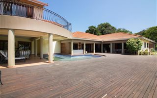 1.8 ha Farm in Salt Rock