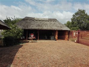 2 Bed House in Kameeldrift West