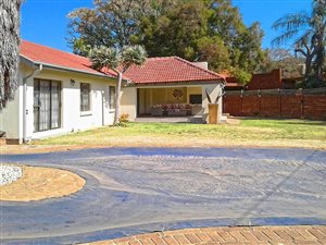 3 Bed House in Meyerspark