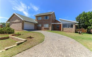 3 Bedroom House in Riversbend