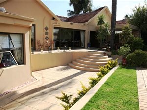 7 Bed House in Fairmount
