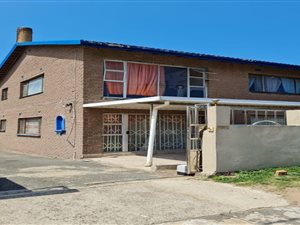 4 Bed House in Merebank