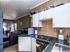 2 Bed Apartment in Naturena