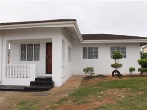 3 Bed House in Bombay Heights