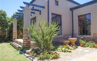 4 Bedroom House in Atlantic Beach
