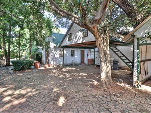800 m² Commercial space in Arcadia