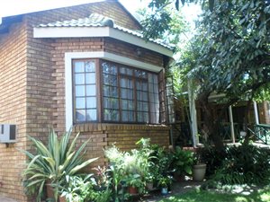 4 Bed House in Ninapark