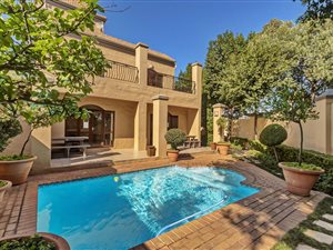 1 Bed Apartment in Pineslopes