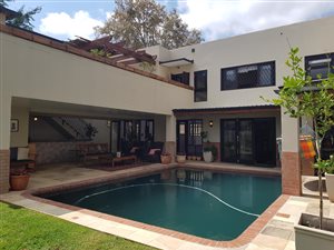 4 Bed House in Parkhurst
