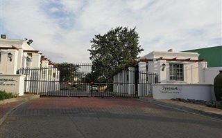 516 m² Land available in Zevendal