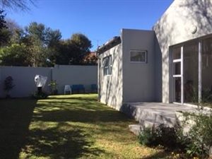 3 Bed Apartment in Parkhurst