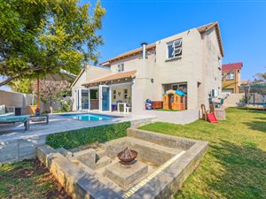 3 Bed House in Stone River Estate