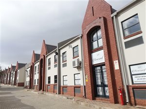 296 m² Industrial space in Eastgate