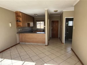 2 Bed Townhouse in Edenglen