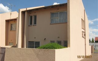 3 Bedroom Townhouse in Kibler Park