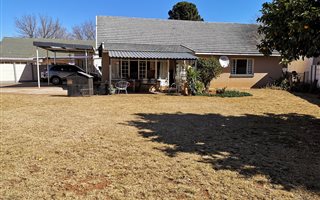 3 Bedroom House in Stilfontein