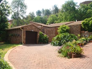 2 Bedroom Cluster in Brummeria