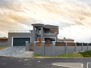 3 Bed House in Kuilsriver
