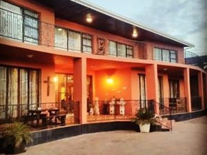 8 Bed House in Dalpark