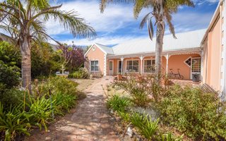 5 Bedroom House in Rosendal
