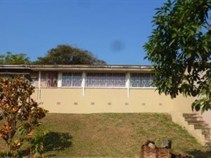 3 Bed House in Escombe