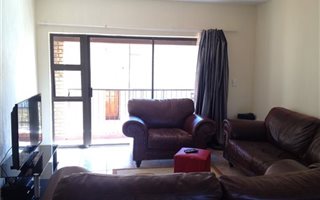 2 Bedroom Apartment in Weltevreden Park