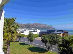 2 Bed Apartment in Harbour Island
