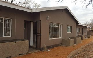 Bachelor apartment in Wilkoppies