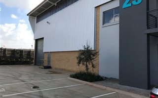 595 m² Industrial space in Pomona