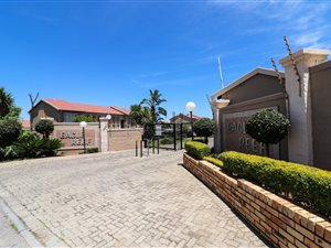 2 Bed Apartment in Laser Park