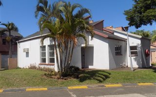 2 Bedroom Simplex in Arboretum