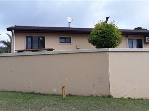 3 Bed House in Umkumbaan