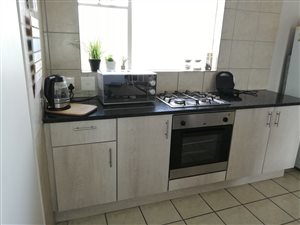 2 Bed Flat in Kelvin
